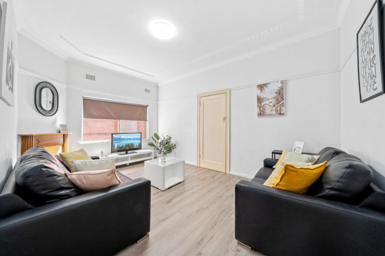 Burwood Newly Renovated 2 Bedroom Apartment سيدني المظهر الخارجي الصورة