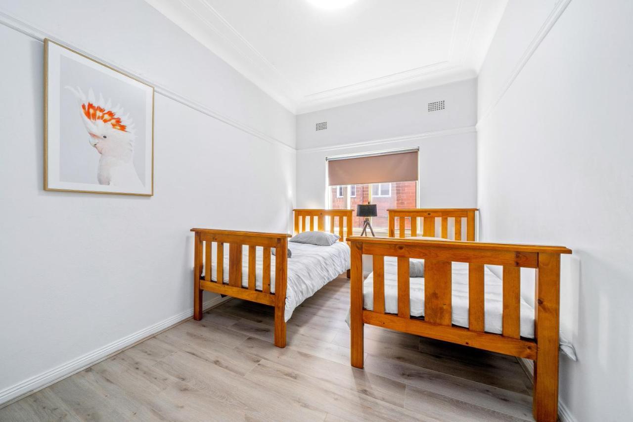 Burwood Newly Renovated 2 Bedroom Apartment سيدني المظهر الخارجي الصورة